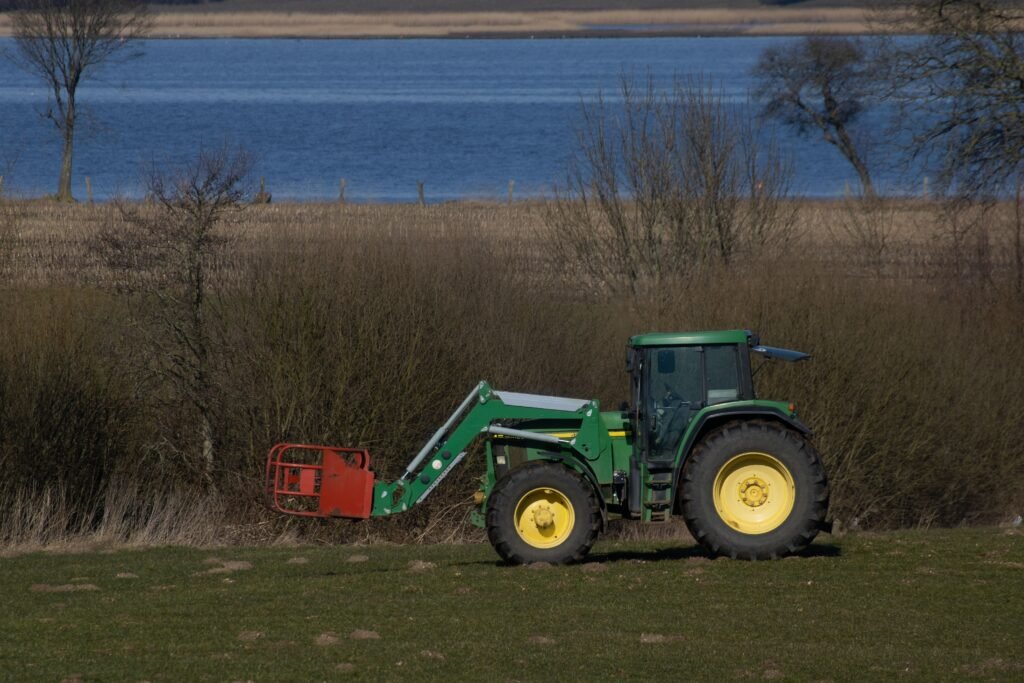 tractor 1